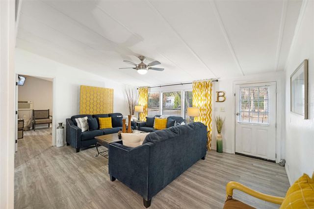 46 WILDERNESS DRIVE, Lake Panasoffkee, FL 33538