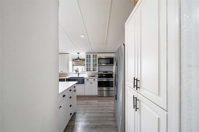 46 WILDERNESS DRIVE, Lake Panasoffkee, FL 33538