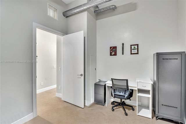 3029 NE 188th St 503, Aventura, FL 33180