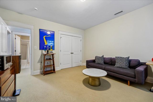 6316 WALHONDING, Bethesda, MD 20816