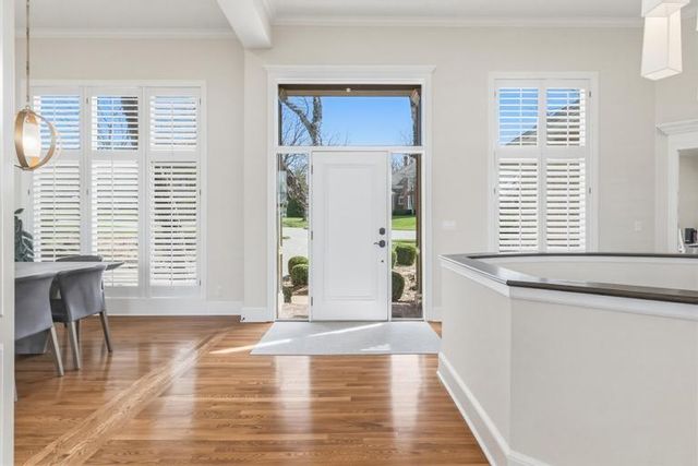 10640 S Glenview Lane, Olathe, KS 66061