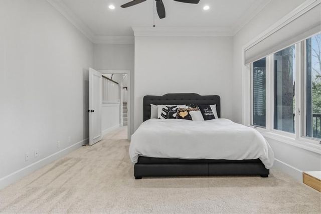 10640 S Glenview Lane, Olathe, KS 66061