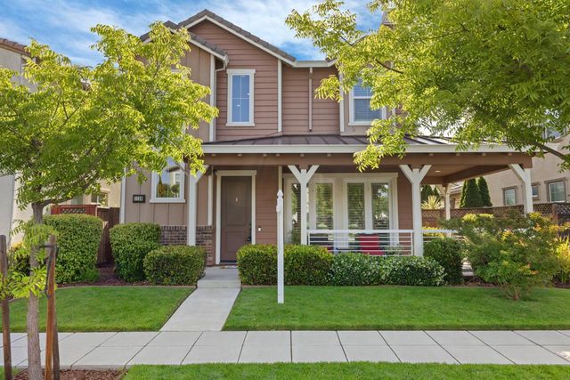 1120 S Shields Ave, Mountain House, CA 95391