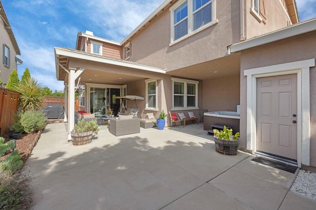 1120 S Shields Ave, Mountain House, CA 95391