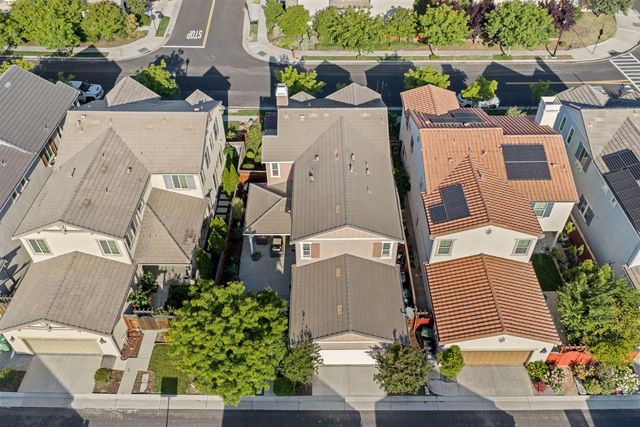 1120 S Shields Ave, Mountain House, CA 95391