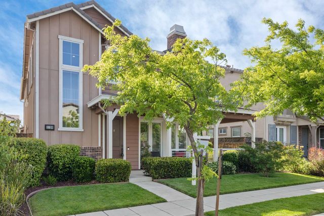 1120 S Shields Ave, Mountain House, CA 95391