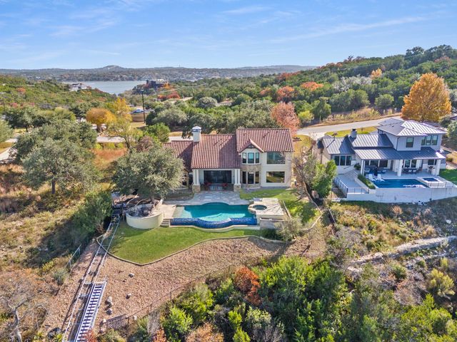 1400 Watercliffe DR, Lago Vista, TX 78645