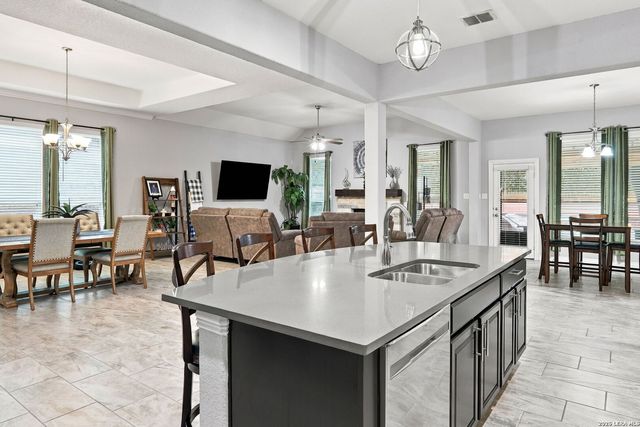 1137 LIMESTONE WAY, New Braunfels, TX 78132