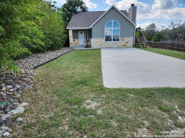 2111 Blueridge, Canyon Lake, TX 78133