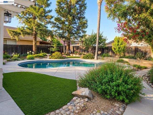 4212 Gold Country Ct, Salida, CA 95368