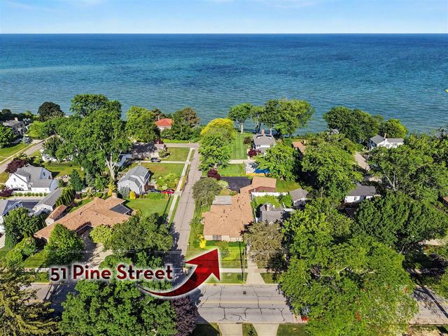 51 Pine Street, South Haven, MI 49090
