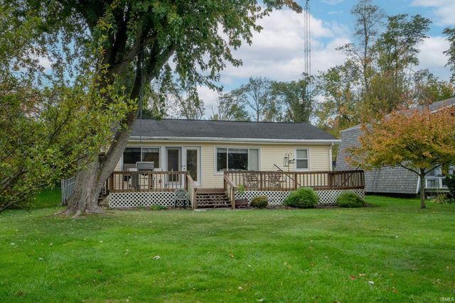 9274 W Harper Lake Road, Kimmell, IN 46760