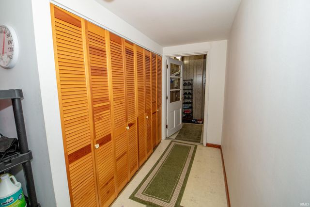 9274 W Harper Lake Road, Kimmell, IN 46760