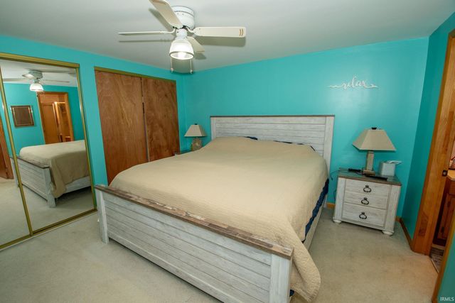 9274 W Harper Lake Road, Kimmell, IN 46760