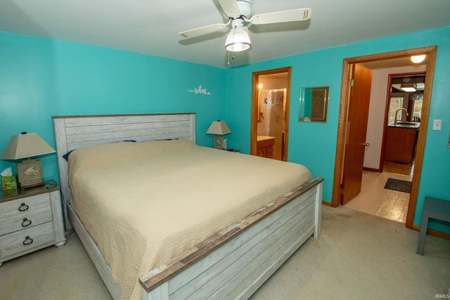 9274 W Harper Lake Road, Kimmell, IN 46760