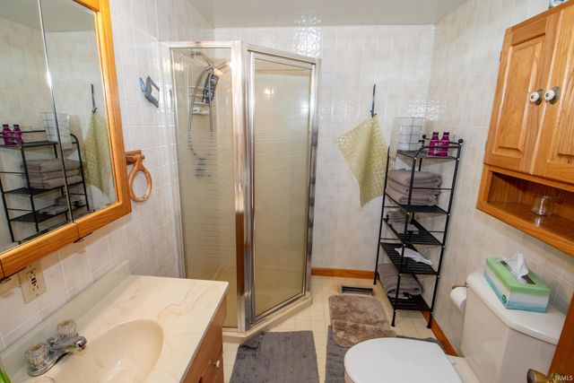 9274 W Harper Lake Road, Kimmell, IN 46760