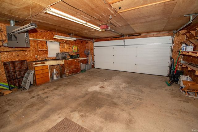 9274 W Harper Lake Road, Kimmell, IN 46760