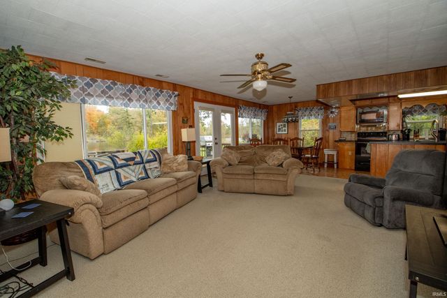 9274 W Harper Lake Road, Kimmell, IN 46760