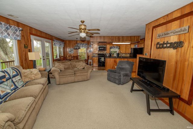 9274 W Harper Lake Road, Kimmell, IN 46760