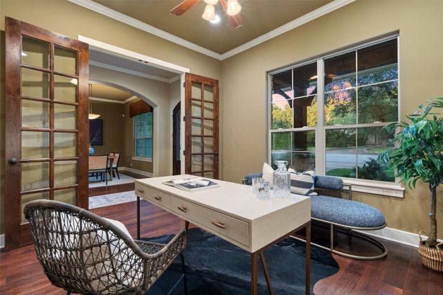 212 Malabar ST, Lakeway, TX 78734