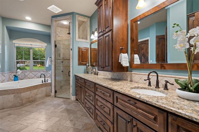212 Malabar ST, Lakeway, TX 78734