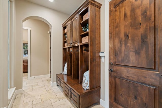 212 Malabar ST, Lakeway, TX 78734