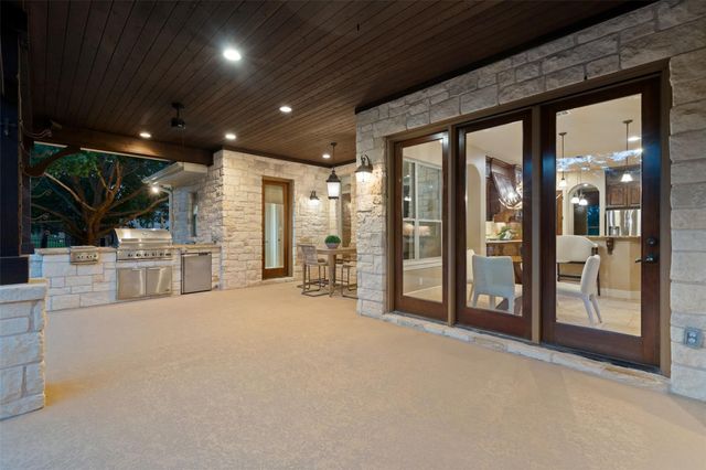 212 Malabar ST, Lakeway, TX 78734