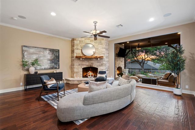 212 Malabar ST, Lakeway, TX 78734