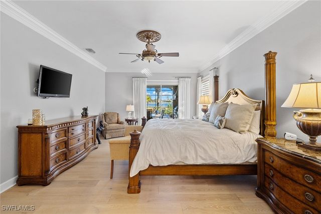 12137 Wicklow LN, Naples, FL 34120