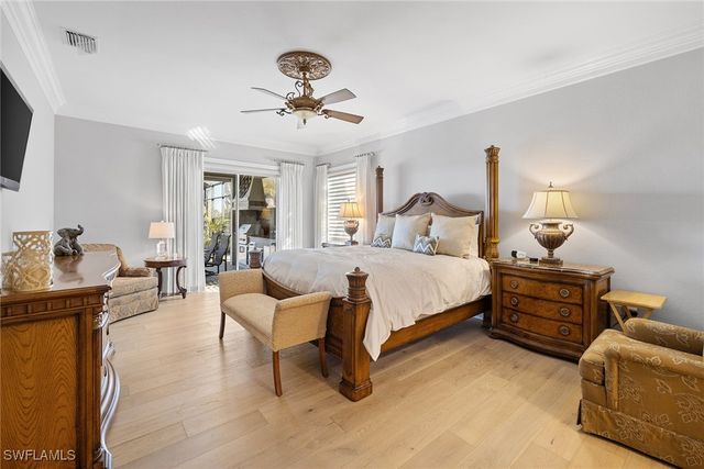 12137 Wicklow LN, Naples, FL 34120