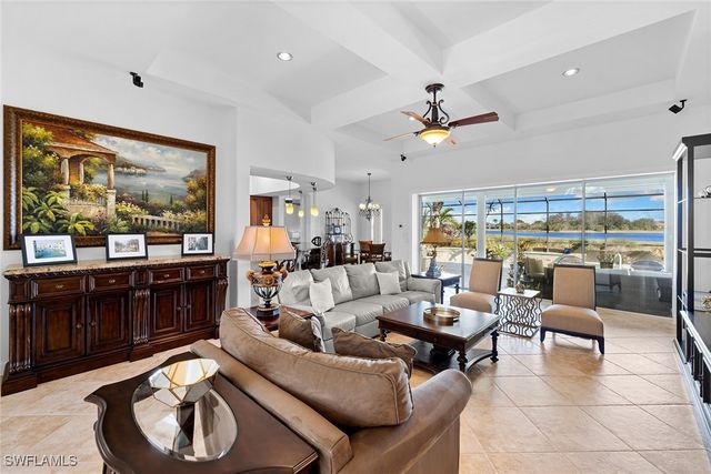 12137 Wicklow LN, Naples, FL 34120