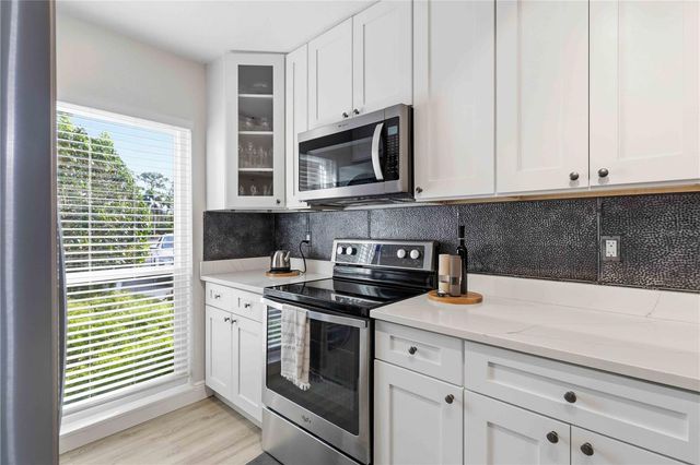 3053 TAYWOOD MDWS 3, Sarasota, FL 34235