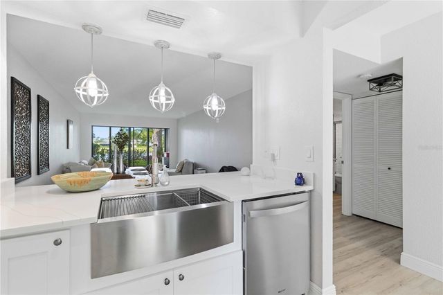 3053 TAYWOOD MDWS 3, Sarasota, FL 34235