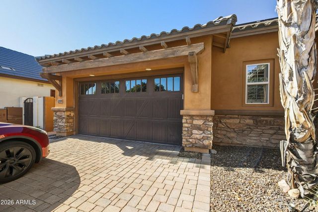 21080 N 76th Avenue, Glendale, AZ 85308