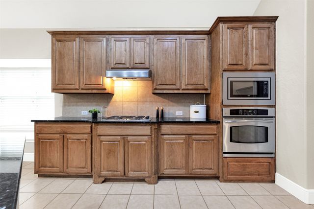 518 River Birch Trail, Garland, TX 75040