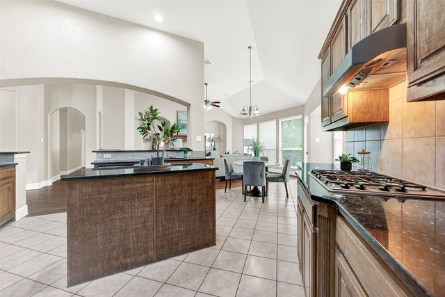 518 River Birch Trail, Garland, TX 75040