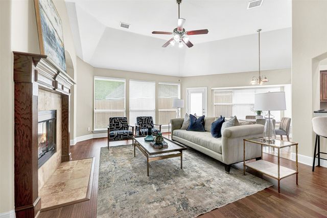 518 River Birch Trail, Garland, TX 75040