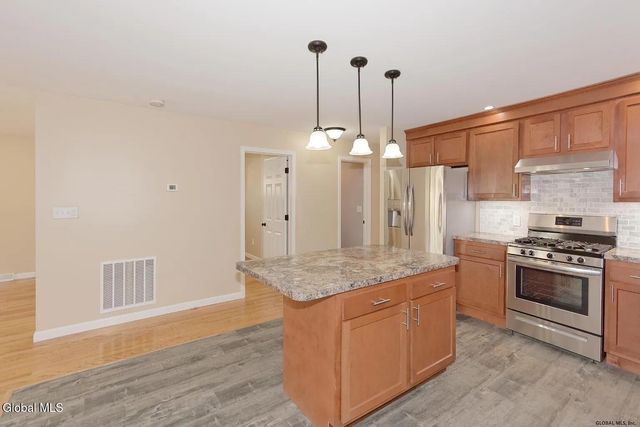 614 Park Avenue, Albany, NY 12208