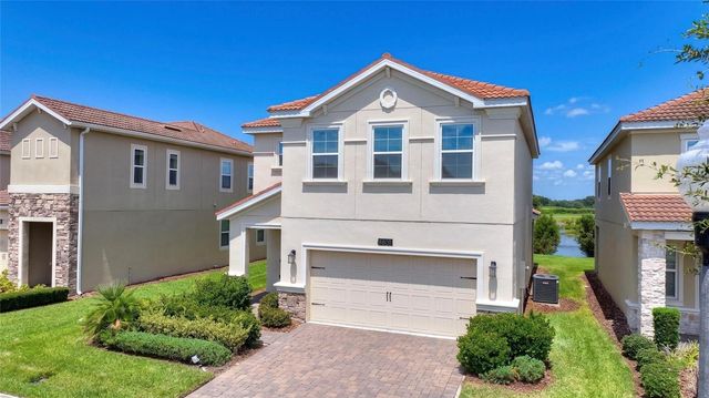 8801 BETH PAGE LANE, Davenport, FL 33896