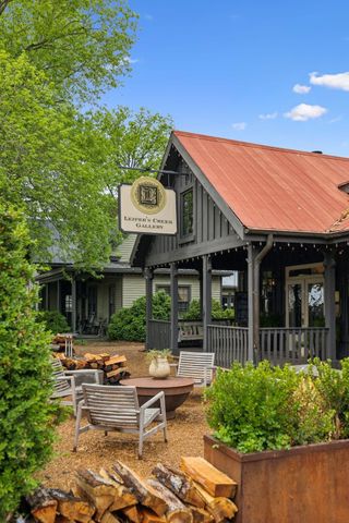 4325 Cave Springs Rd, Columbia, TN 38401
