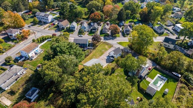 1 Fayal Ave, Taunton, MA 02780