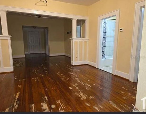 1760 QUEEN STREET S, St Petersburg, FL 33712