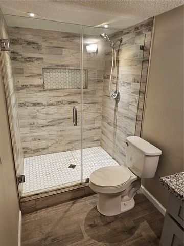 2816 S Bartell Drive 33, Houston, TX 77054