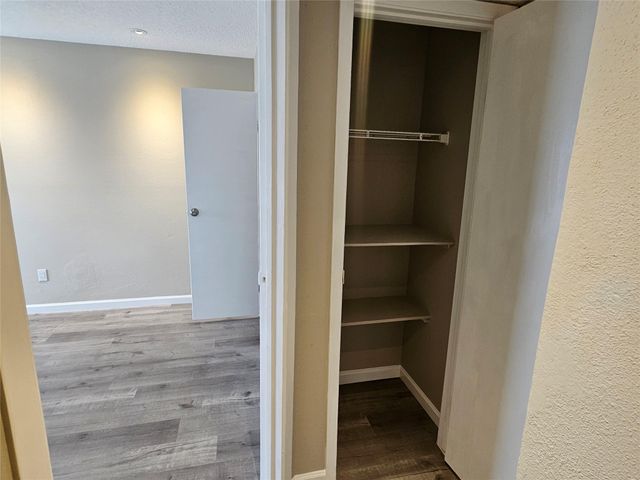 2816 S Bartell Drive 33, Houston, TX 77054