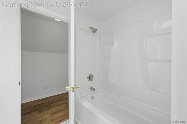 7060 Sheldon Road, Hamburg Township, MI 48189