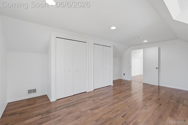 7060 Sheldon Road, Hamburg Township, MI 48189