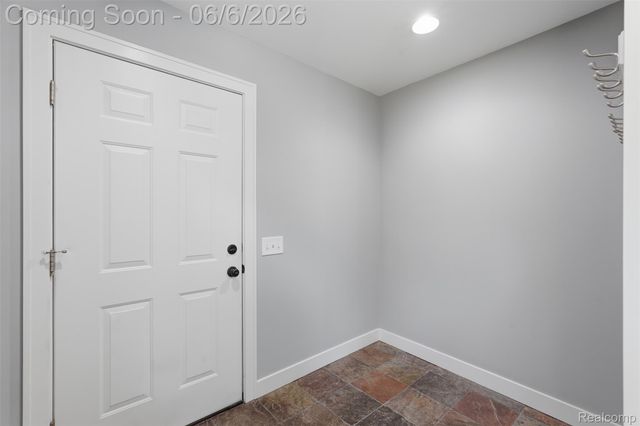 7060 Sheldon Road, Hamburg Township, MI 48189