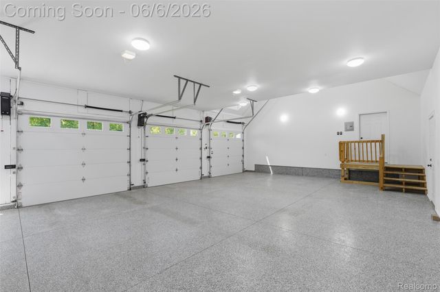 7060 Sheldon Road, Hamburg Township, MI 48189