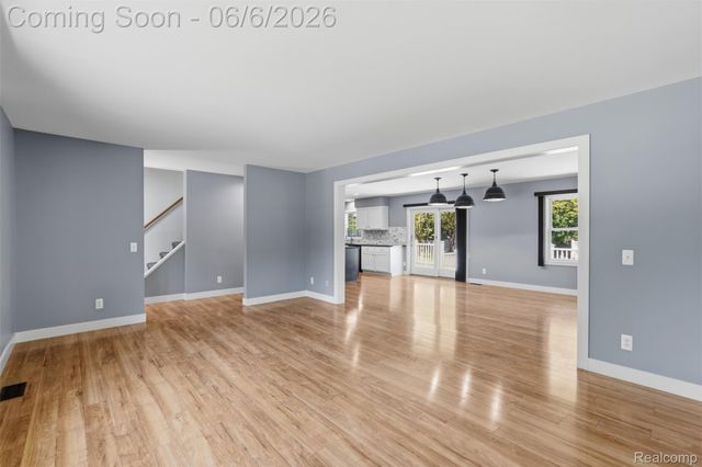 7060 Sheldon Road, Hamburg Township, MI 48189