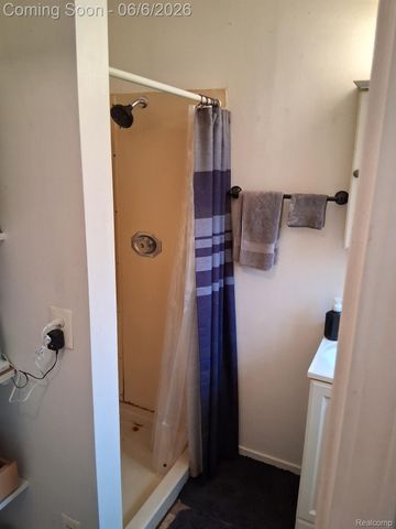 7060 Sheldon Road, Hamburg Township, MI 48189